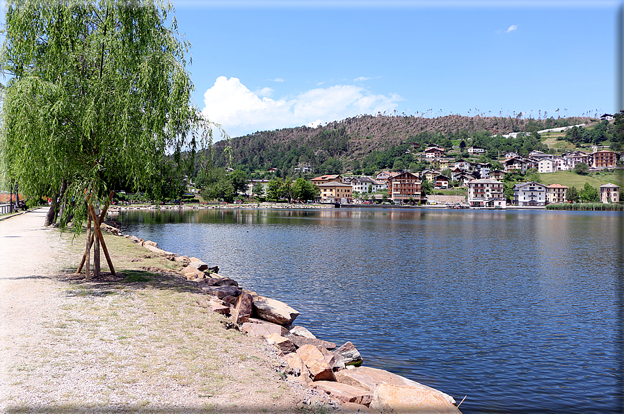 foto Lago della Serraia